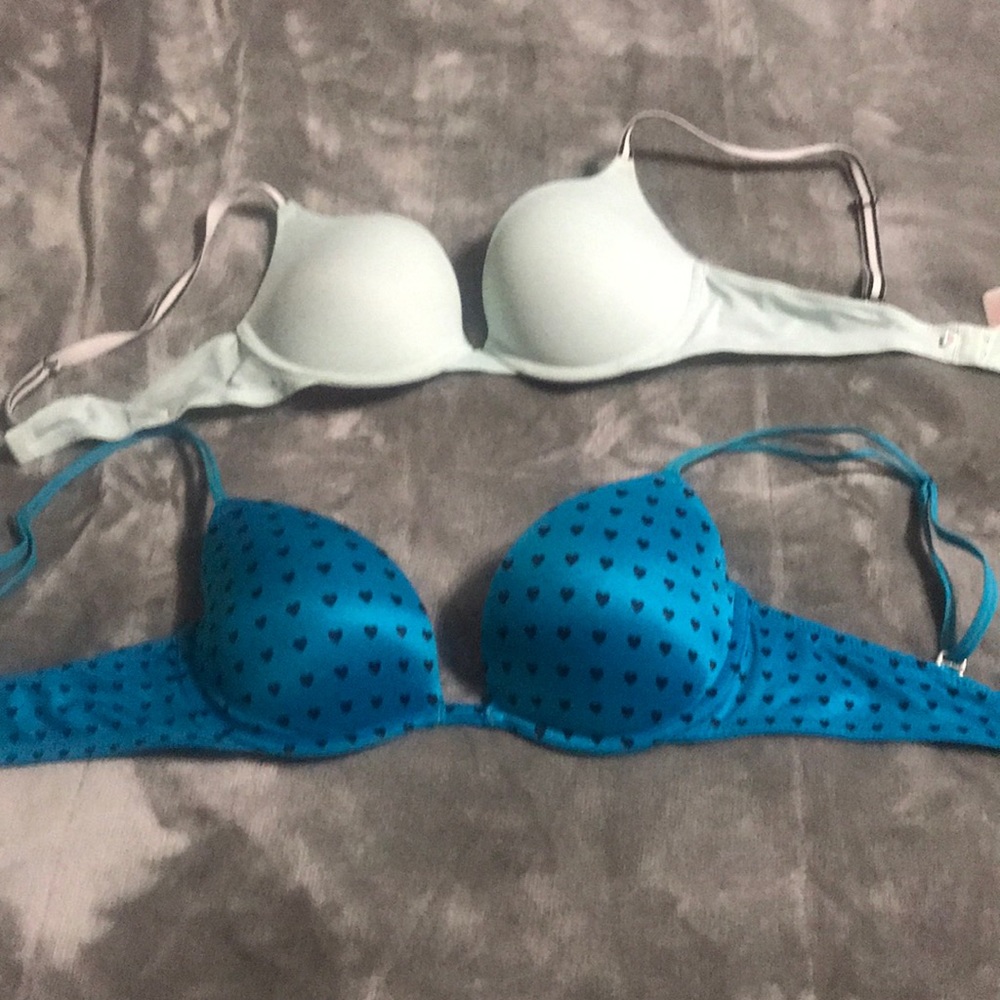 Bundle- 2 Victoria’s Secret Pink Push Up Bras 34C